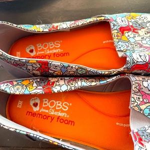 Beautiful! Dogs print multicolor sneakers. Chrome bone plate on back! NWOT